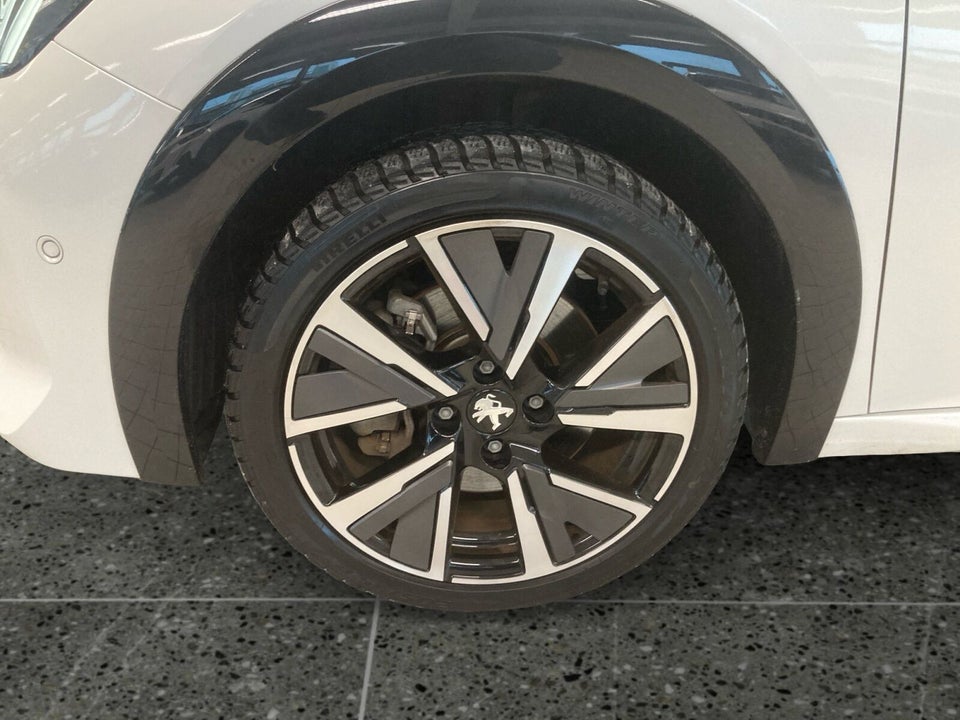 Peugeot e-208 50 GT Pack 5d