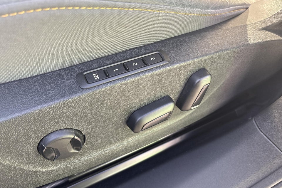 Skoda Enyaq 80 iV Design Selection 5d