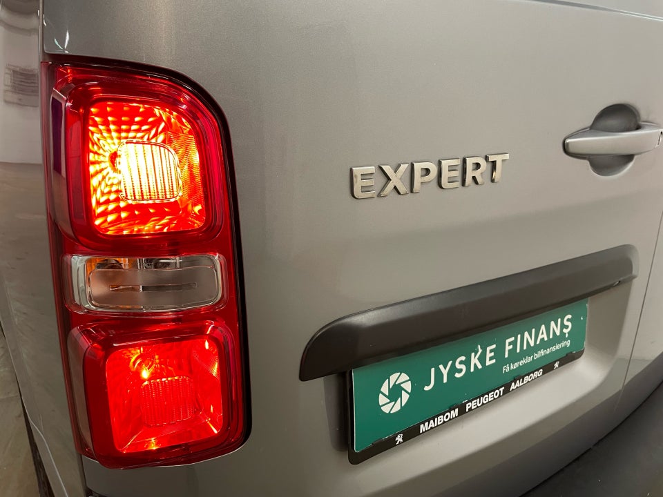 Peugeot Expert 2,0 BlueHDi 122 L3 Premium EAT8 Van