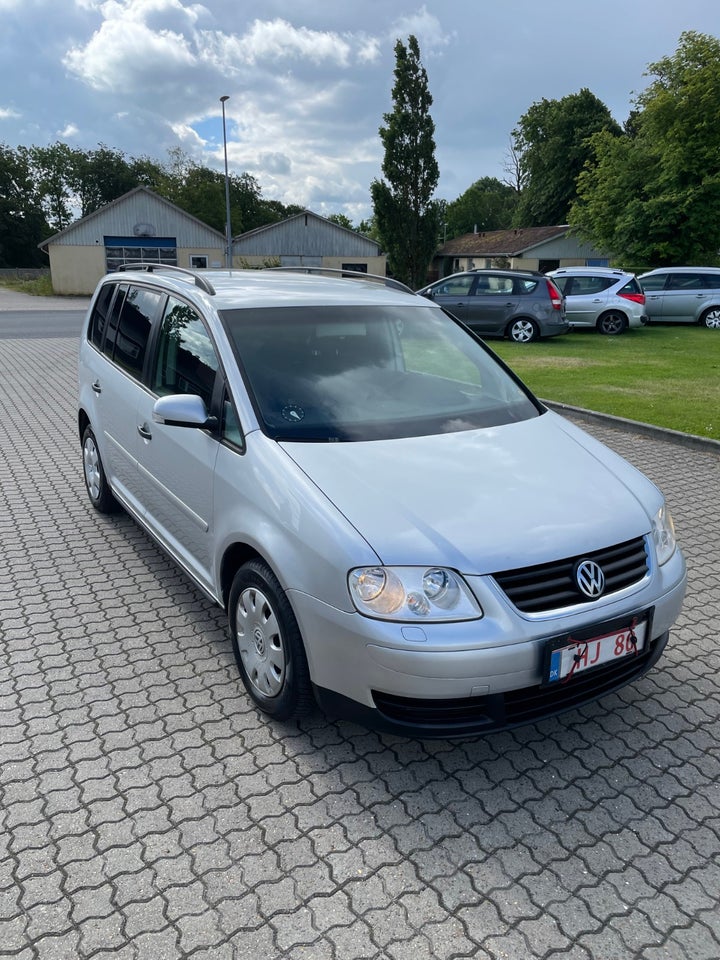 VW Touran 1,9 TDi 100 Trendline Van 5d