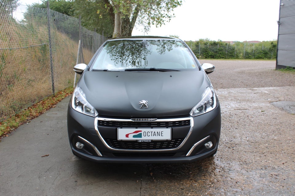 Peugeot 208 1,6 BlueHDi 100 Allure Sky 5d