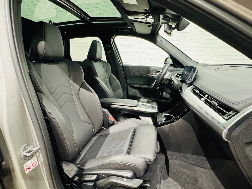 BMW iX1 eDrive20 M-Sport 5d