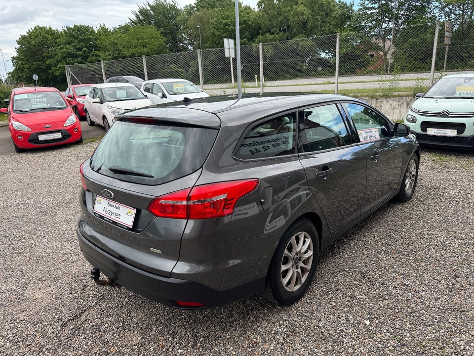 Ford Focus 1,0 SCTi 100 Titanium stc. 5d