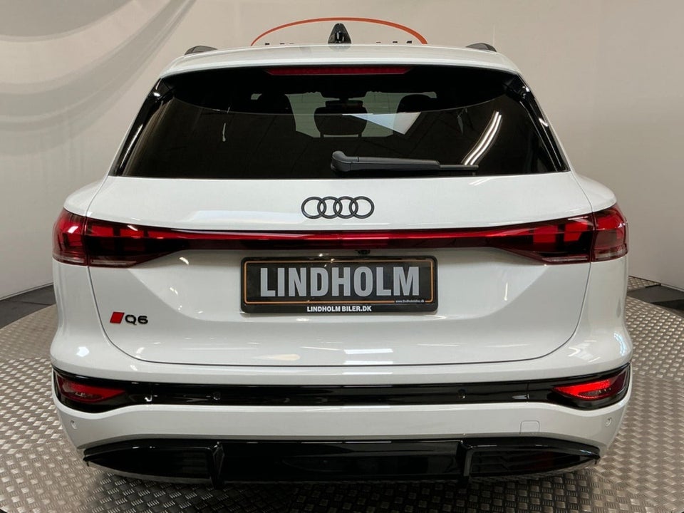 Audi Q6 e-tron Ultra quattro 5d