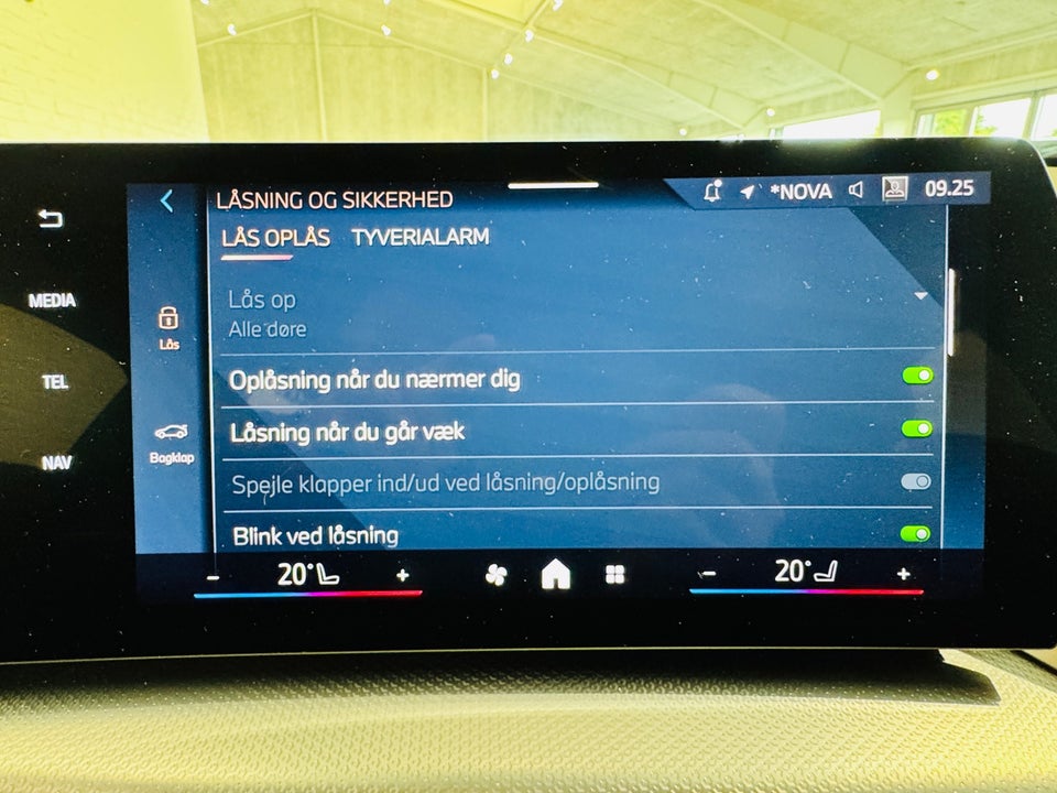 BMW iX2 eDrive20 M-Sport 5d