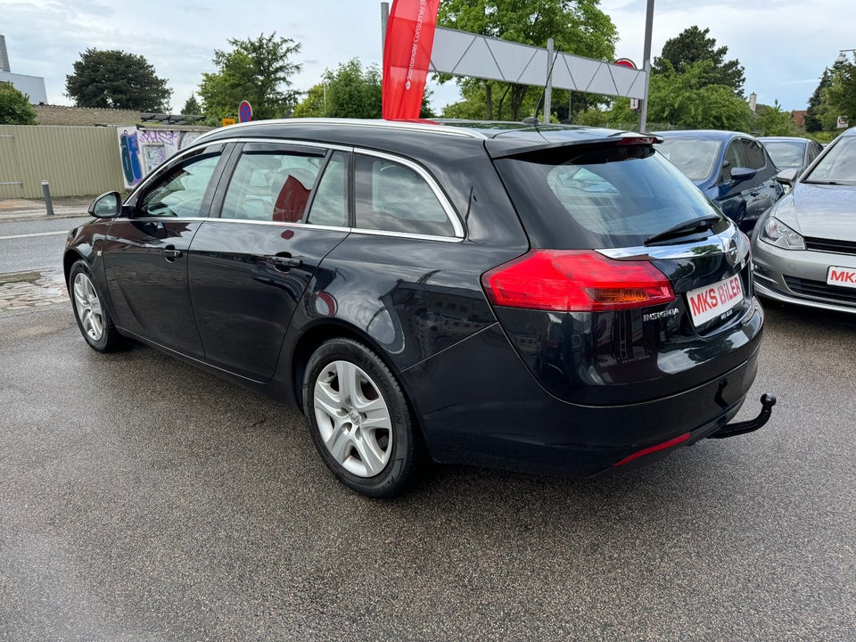 Opel Insignia 1,6 T 180 Cosmo Sports Tourer 5d