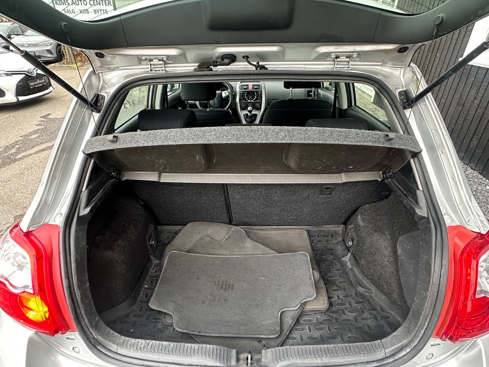 Toyota Auris 1,3 T2 5d