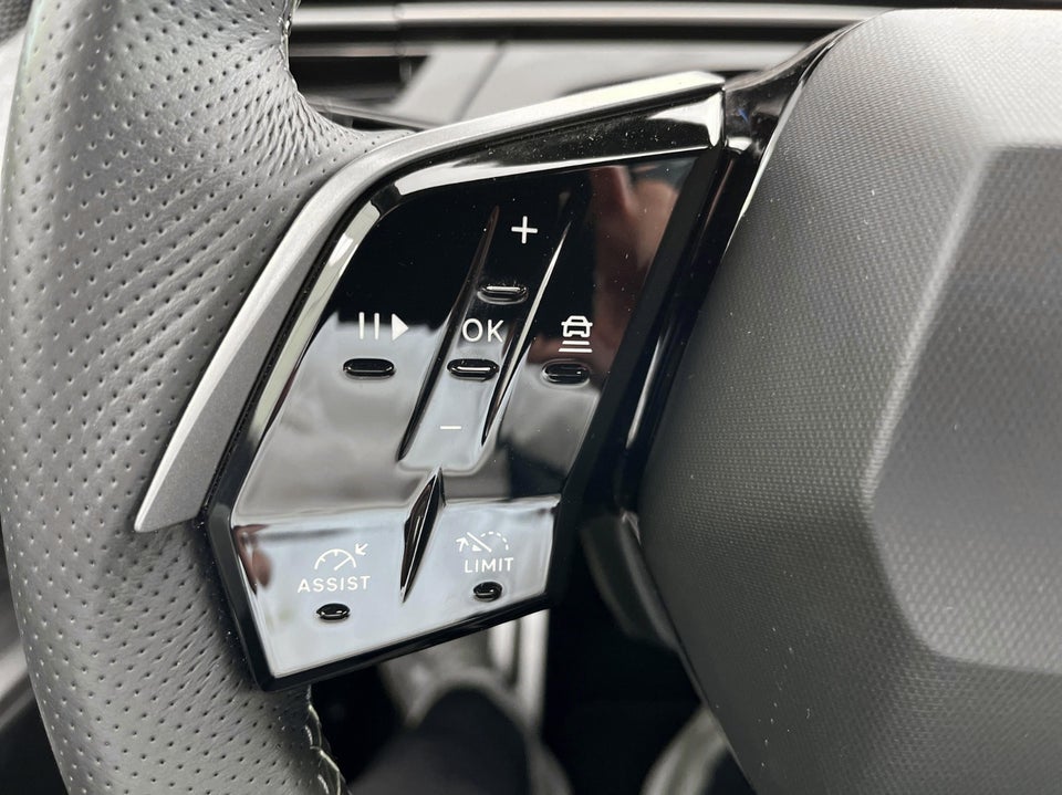 Peugeot e-5008 77 GT 7prs 5d