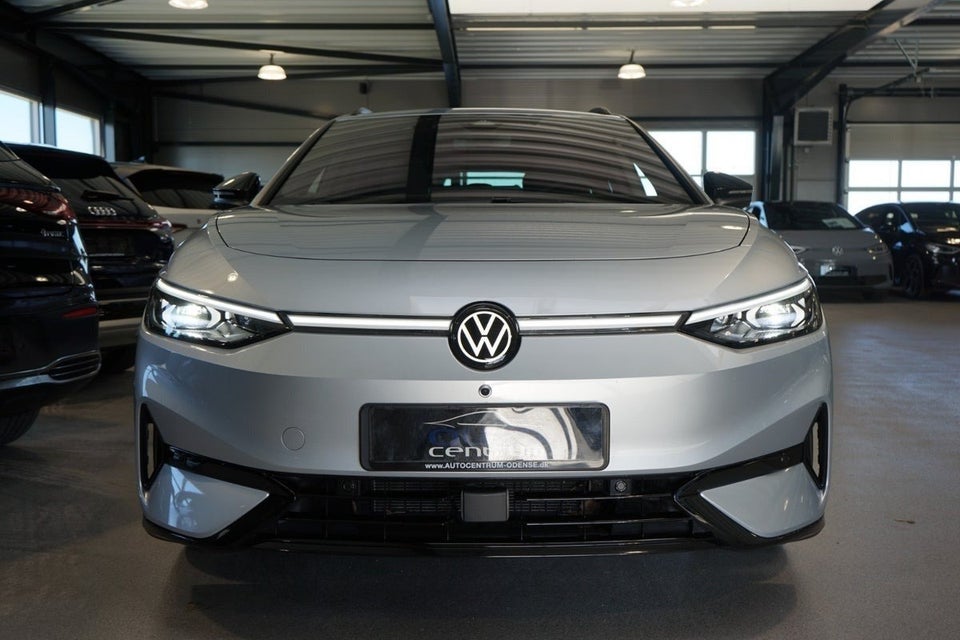 VW ID.7 77 Style Tourer 5d