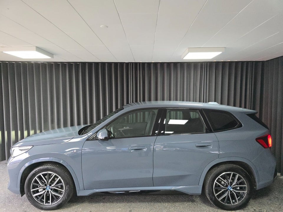 BMW iX1 eDrive20 M-Sport 5d