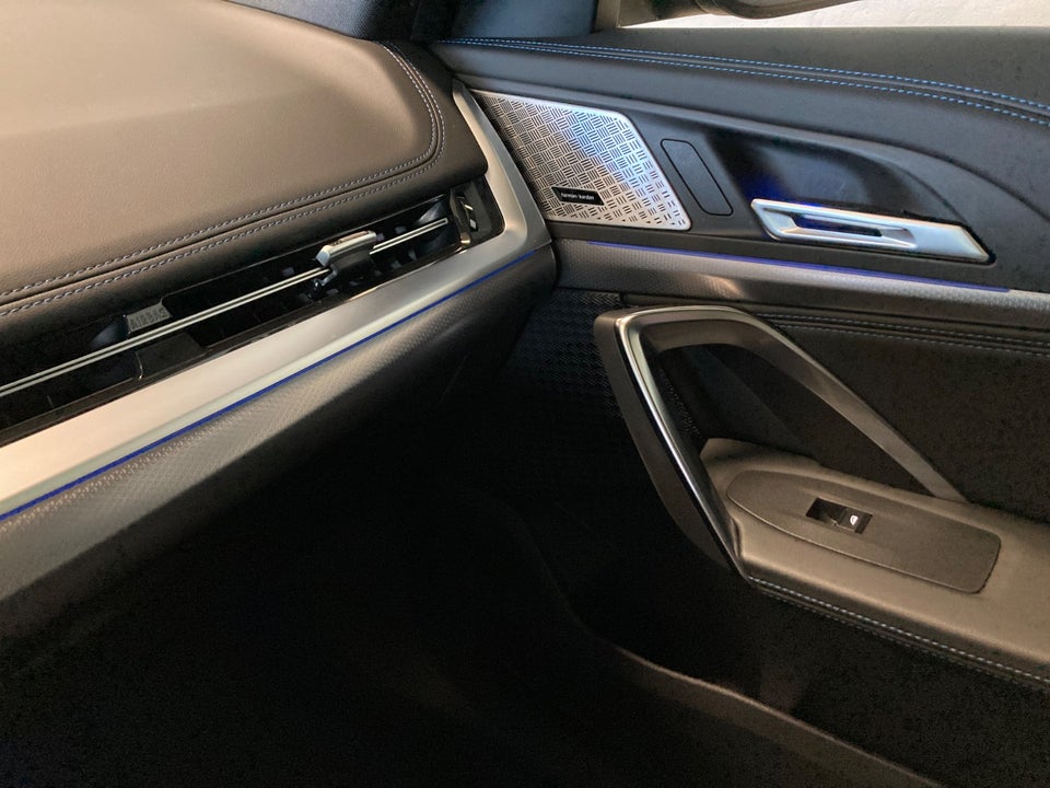 BMW iX1 xDrive30 M-Sport 5d