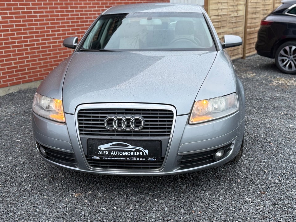 Audi A6 2,4 V6 Multitr. 4d