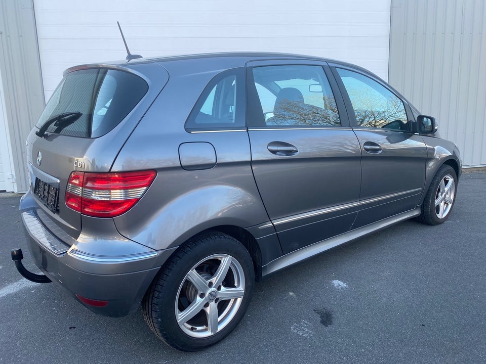 Mercedes B180 2,0 CDi 5d