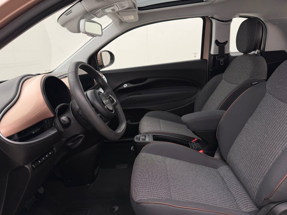 Fiat 500e 42 Icon 3+1 4d