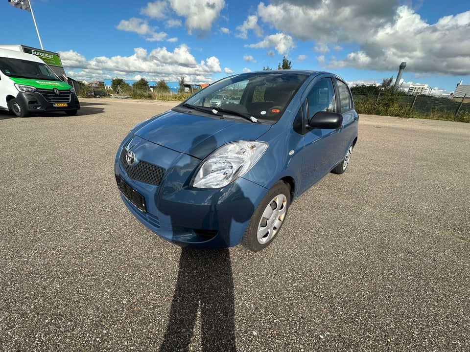 Toyota Yaris 1,3 Luna 5d