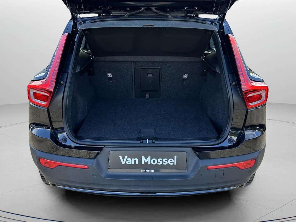 Volvo XC40 P6 ReCharge Plus 5d