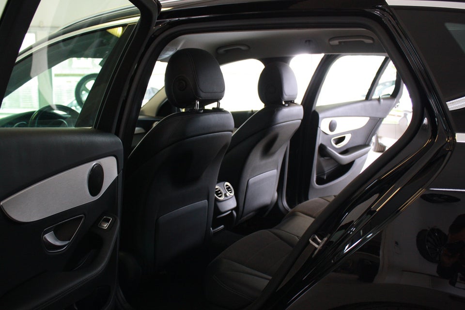 Mercedes C200 1,5 Advantage stc. aut. 5d