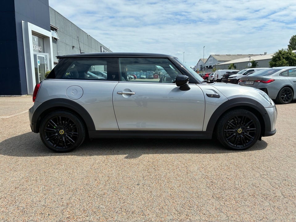 MINI Cooper SE Maximise 3d