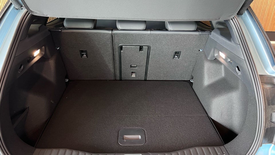 Ford Explorer 52 Select Standard Range 5d