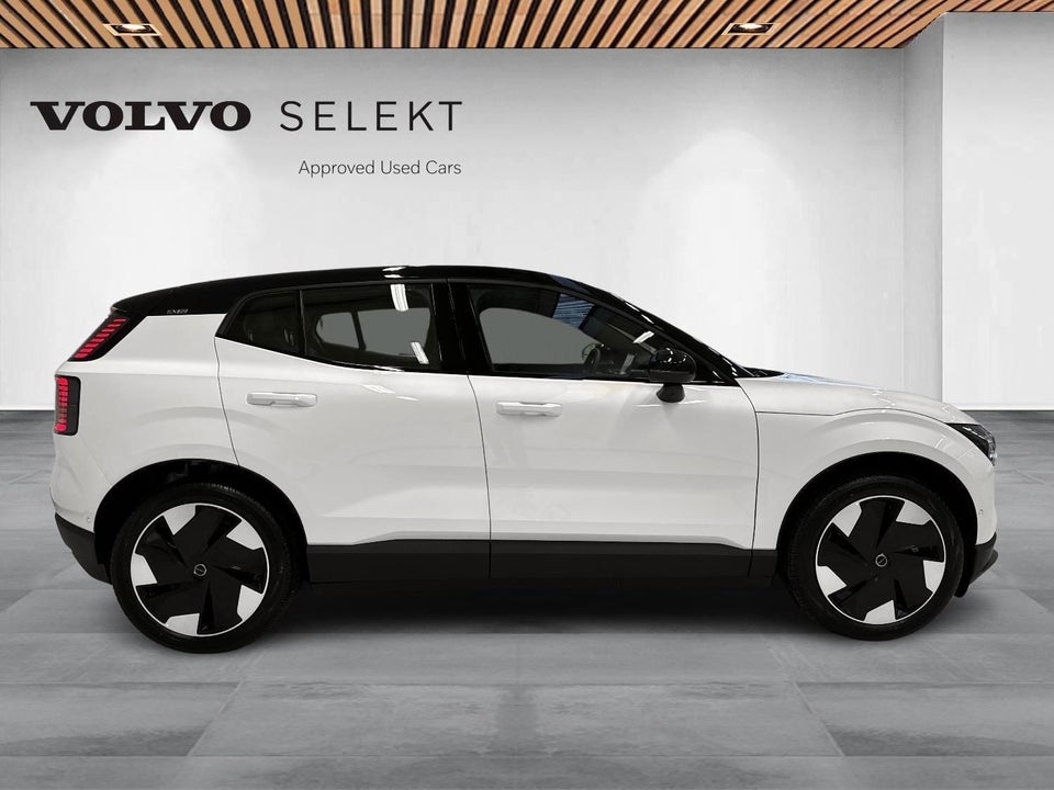 Volvo EX30 Extended Range Ultra 5d
