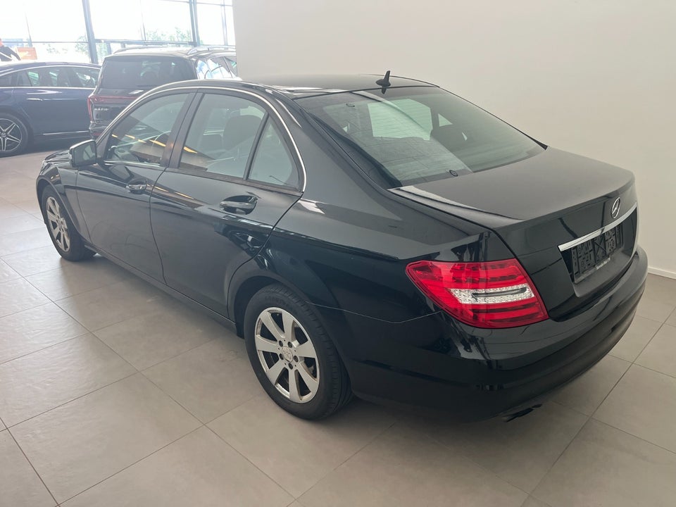 Mercedes C180 2,2 CDi BE 4d