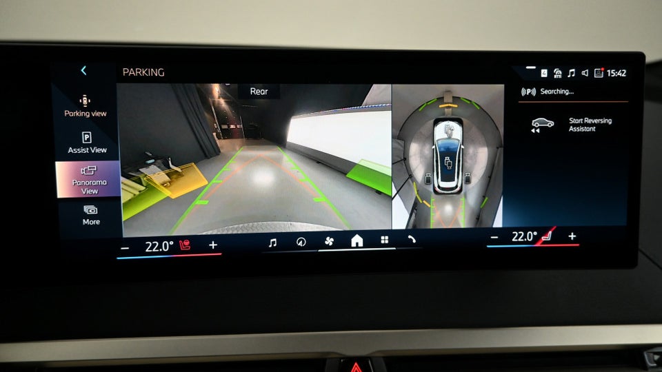 BMW iX xDrive40 Supercharged 5d