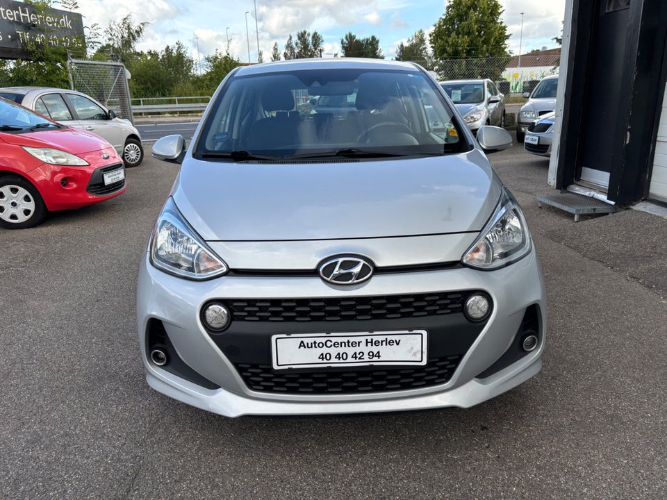 Hyundai i10 1,0 Premium 5d