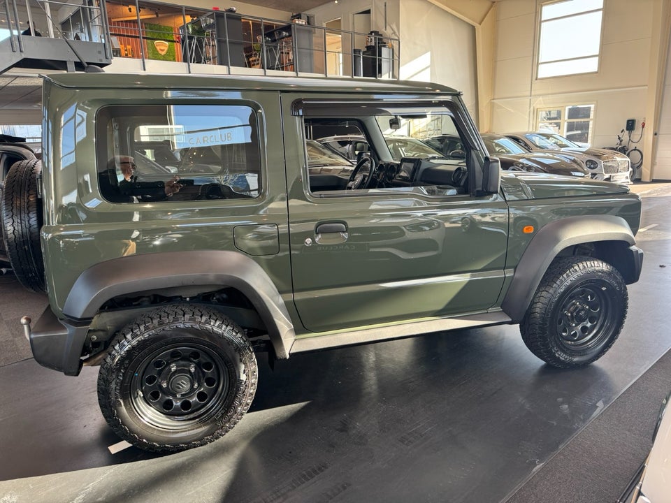 Suzuki Jimny 1,5 Active AllGrip Van 3d