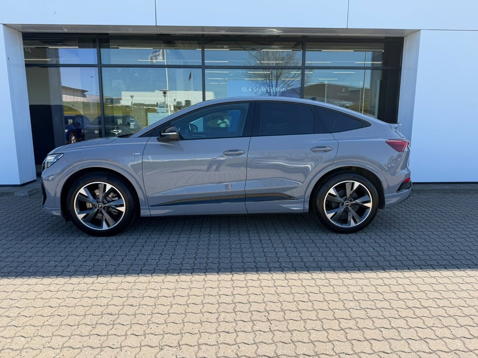 Audi Q4 e-tron 45 S-line Sportback quattro 5d