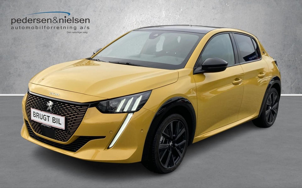 Peugeot e-208 50 GT 5d