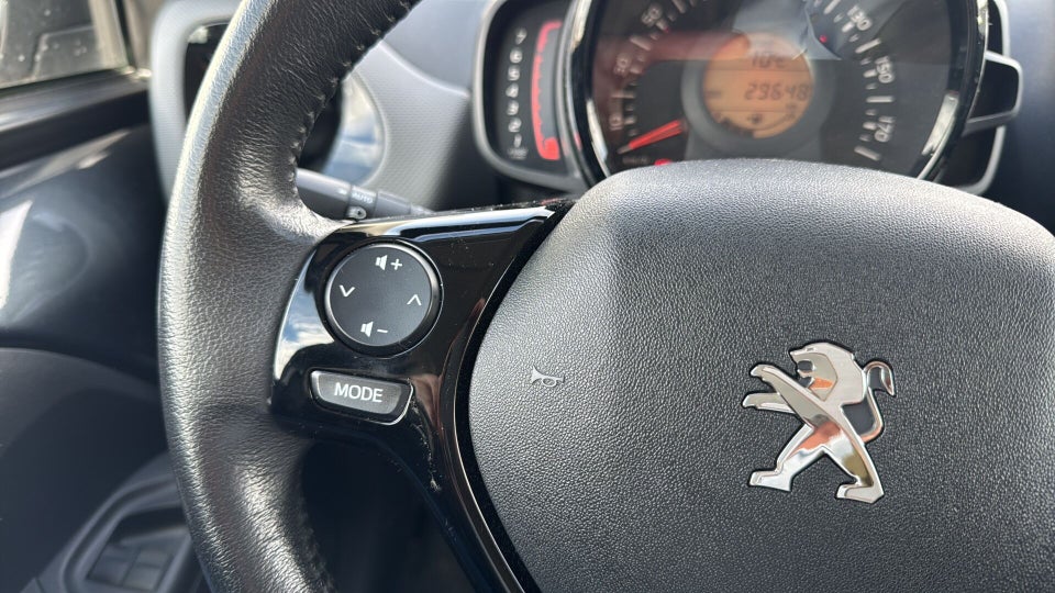 Peugeot 108 1,0 e-VTi 72 Allure+ 5d