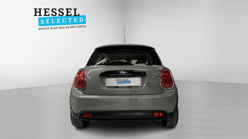 MINI Cooper SE Essential 3d
