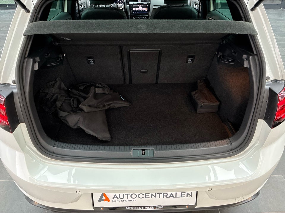 VW Golf VII 1,4 GTE DSG 5d