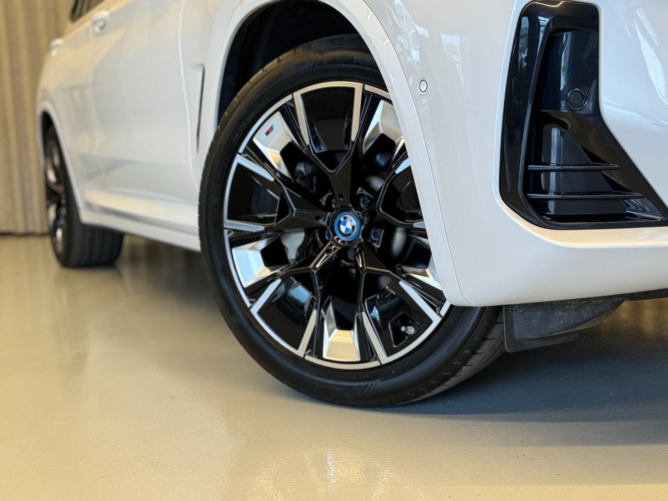 BMW iX3 Charged Plus M-Sport 5d