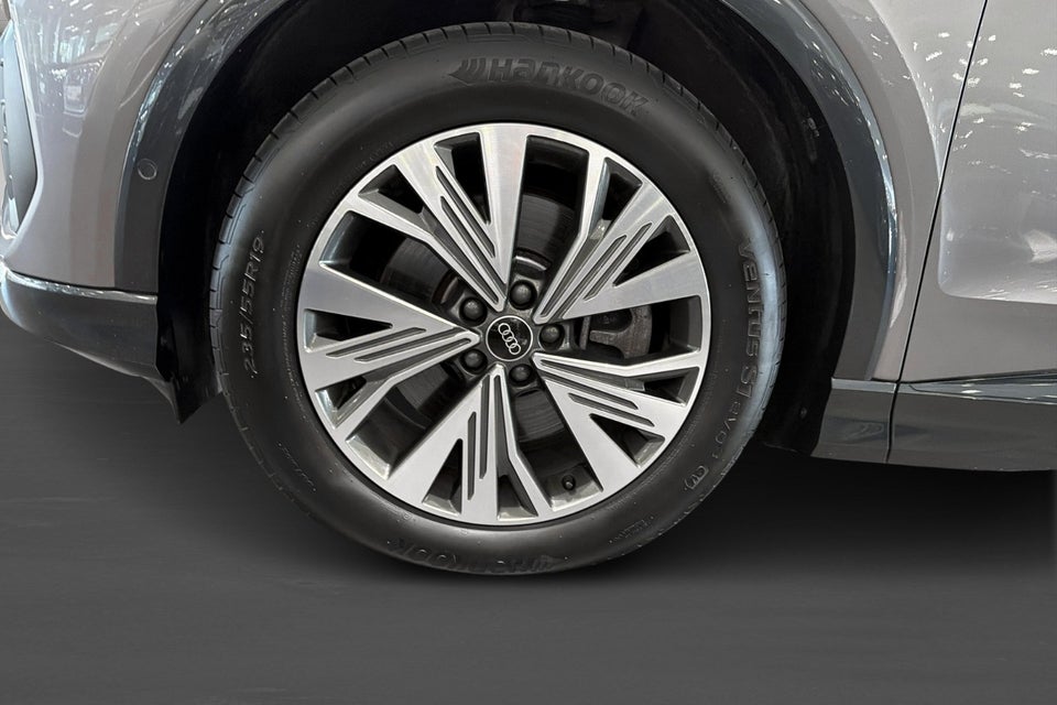 Audi Q4 e-tron 45 Progress 5d