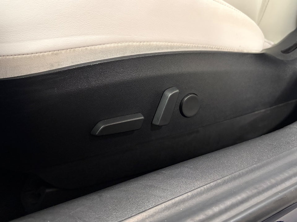 Tesla Model 3 Performance AWD 4d