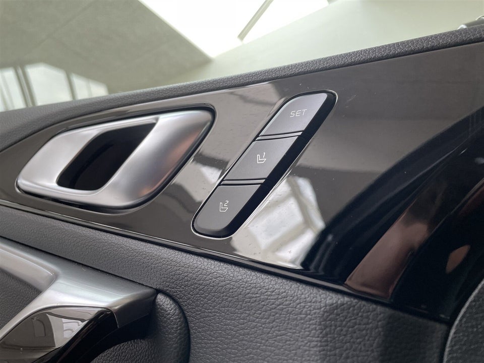 Kia XCeed 1,6 T-GDi Premium DCT 5d