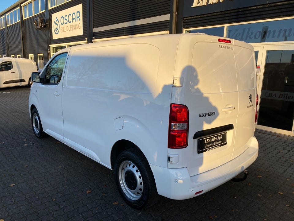 Peugeot Expert 2,0 BlueHDi 122 L2 Plus EAT8 Van