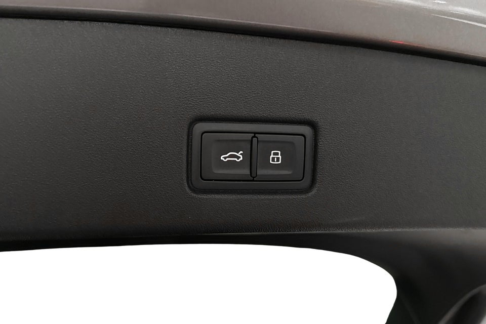 Audi Q4 e-tron 40 Attitude S-line 5d