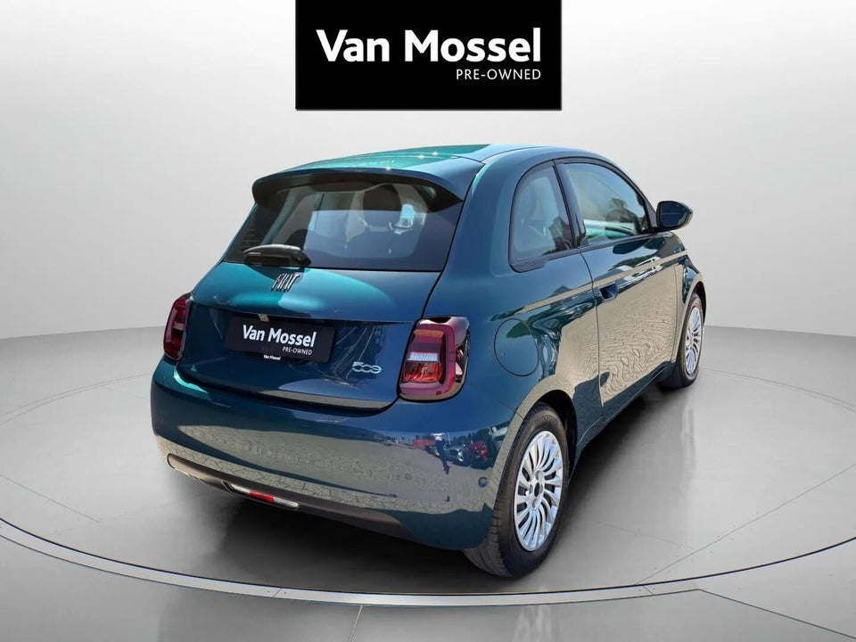 Fiat 500e 42 Icon 3d