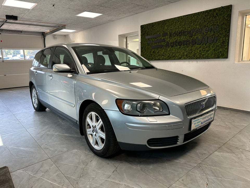 Volvo V50 1,8 Kinetic 5d