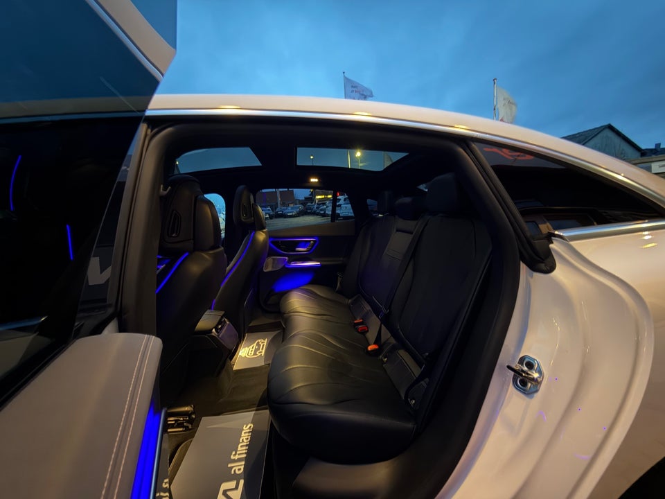Mercedes EQE350 AMG Line 4d