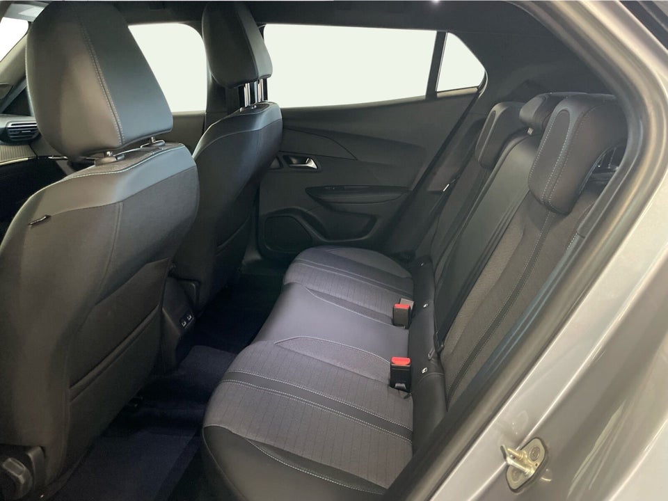 Peugeot 2008 1,2 PureTech 130 Allure Pack EAT8 5d