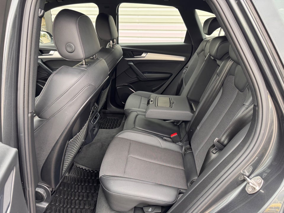 Audi Q5 2,0 TFSi S-line Edition S-tr. 5d