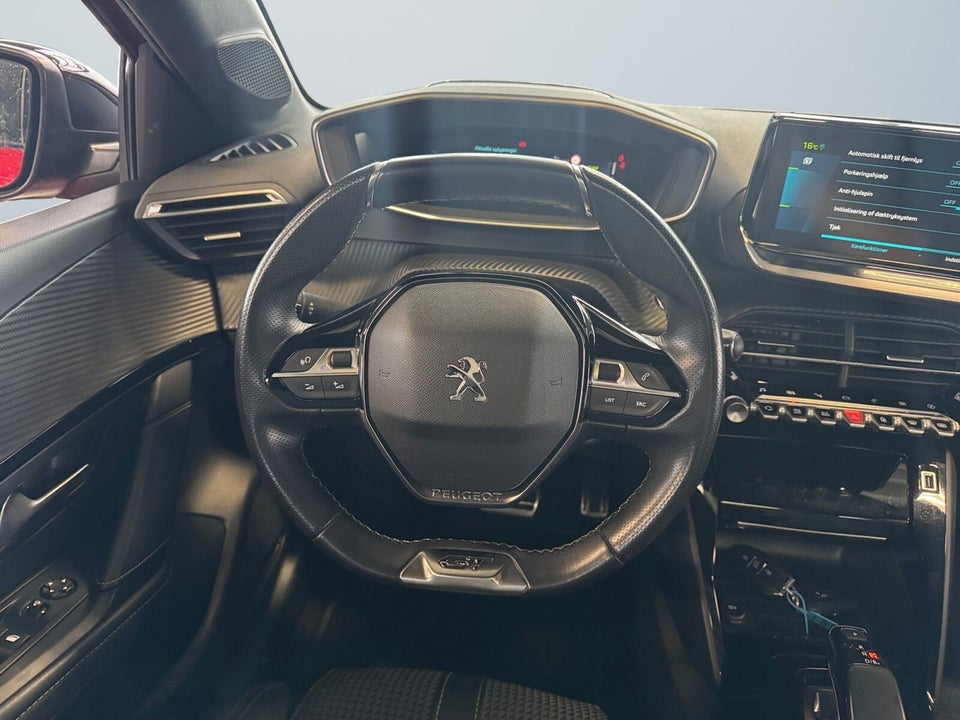 Peugeot e-208 50 GT 5d