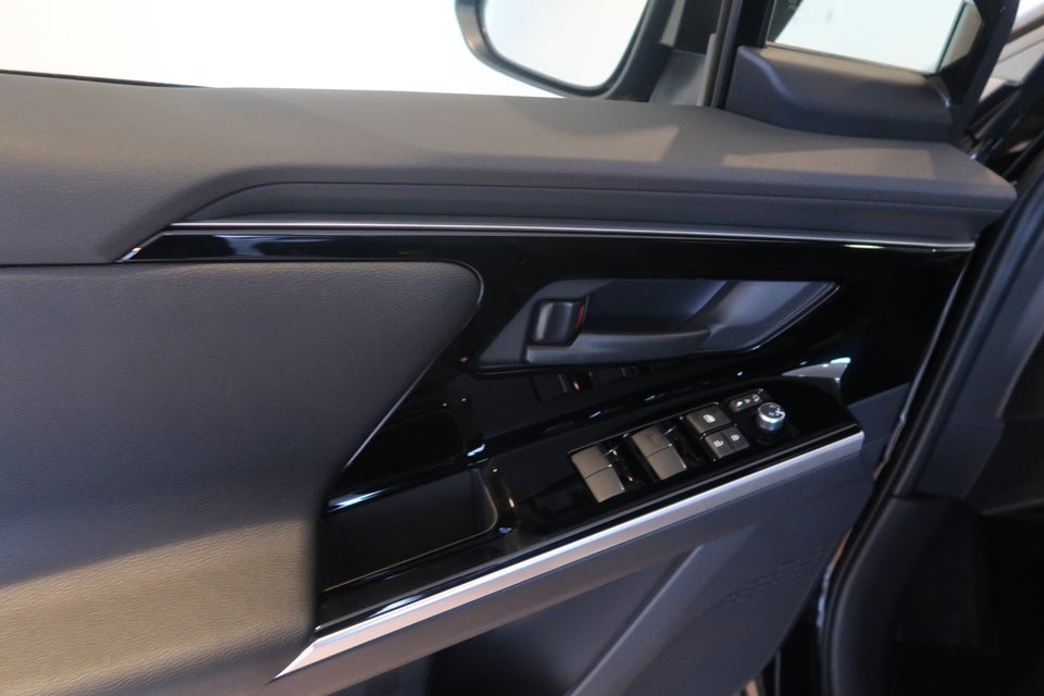 Toyota bZ4X Executive 5d