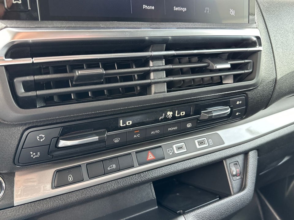 Peugeot e-Expert 75 L3 Plus Van