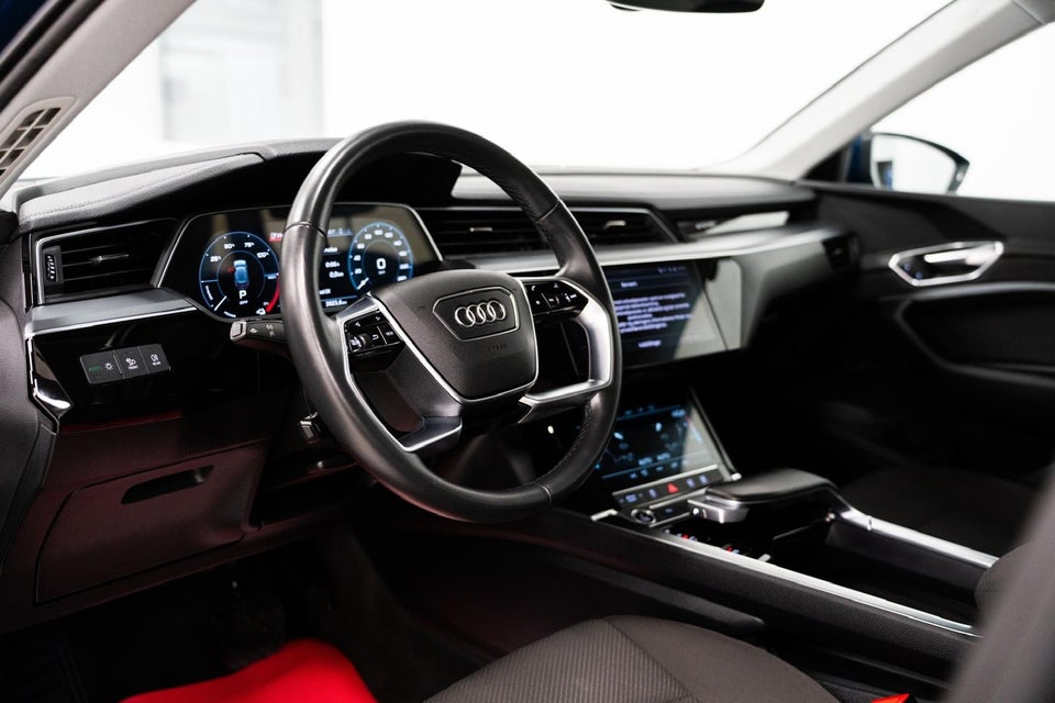 Audi e-tron 50 quattro 5d