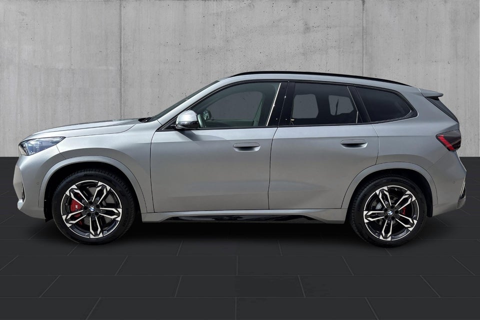 BMW iX1 eDrive20 Superchraged 5d