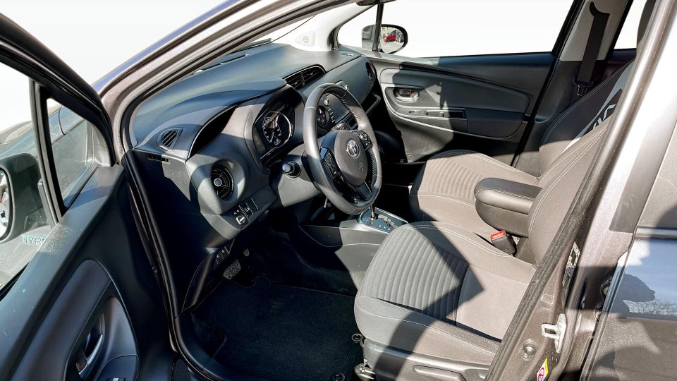 Toyota Yaris 1,5 Hybrid H2 Premium e-CVT 5d